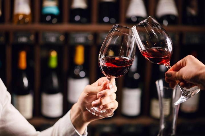 Production de vin, Lons-le-Saunier